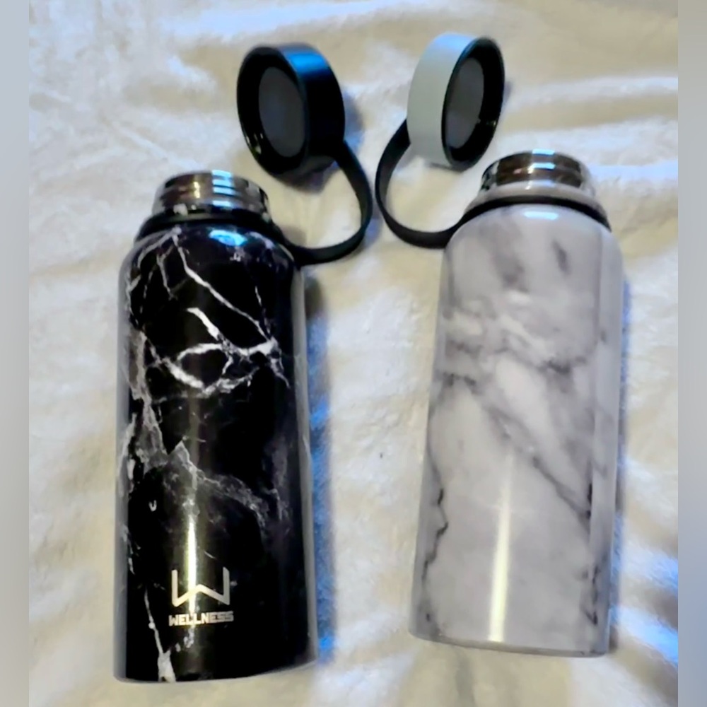 Set of Wellness Marble Pattern Water Bottles, New 32oz
